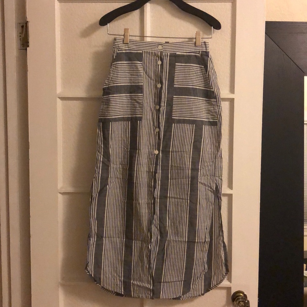 Love Sweet Love Grey Striped Midi Skirt size small